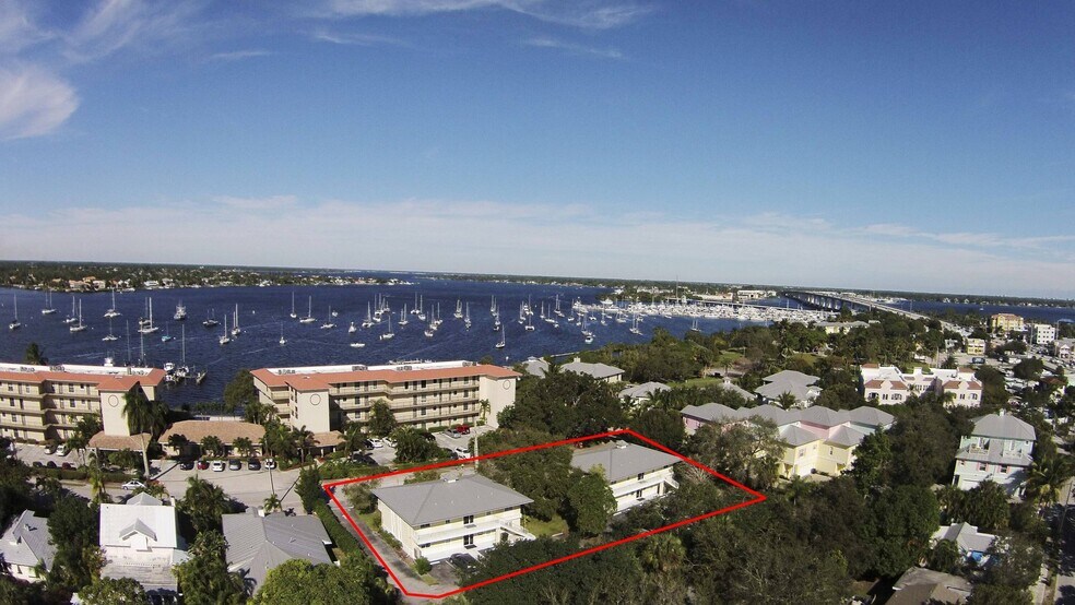 615 SW Saint Lucie Cres, Stuart, FL à louer - Photo de l’immeuble – Image 3 sur 8
