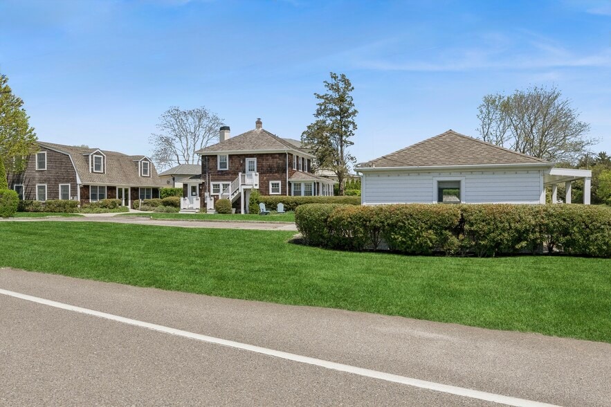 103 Hayground Rd, Water Mill, NY à louer - Photo de l’immeuble – Image 2 sur 31