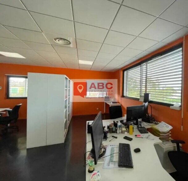 Bureau dans Montpellier à louer - Photo de l’immeuble – Image 3 sur 9