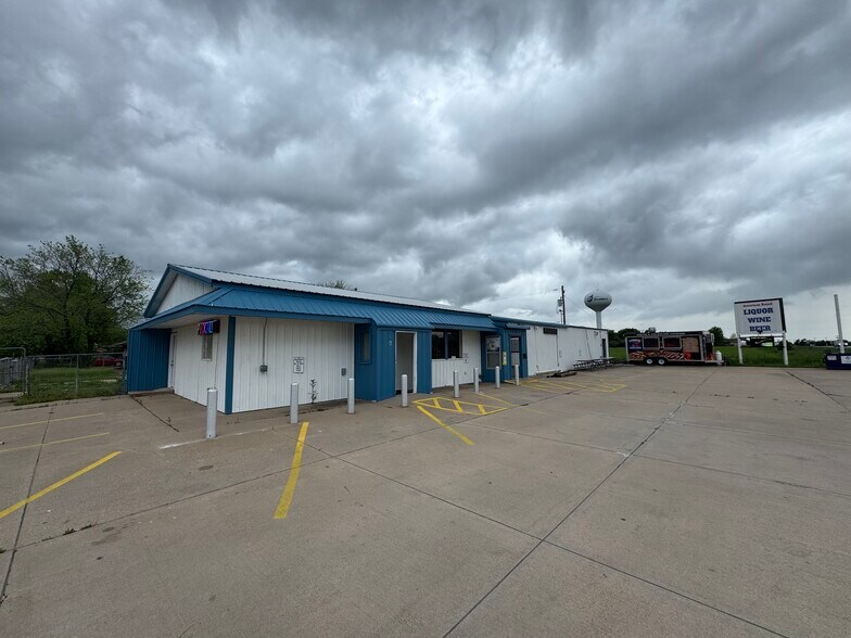 727 N Walnut St, Goddard, KS à louer - Photo de l’immeuble – Image 2 sur 12