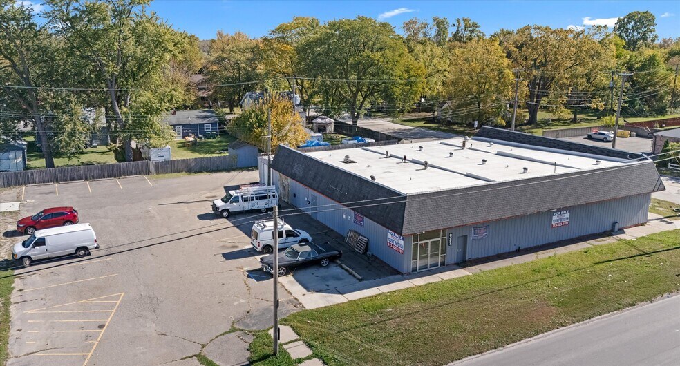 6397 Middlebelt Rd, Romulus, MI à vendre - Photo de l’immeuble – Image 3 sur 14
