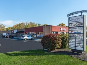 16112-16184 Middlebelt Rd, Livonia, MI à louer Photo de l’immeuble– Image 1 sur 4