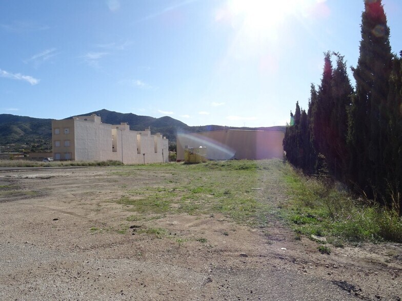 Terrain dans Hondón de los Frailes, Alicante à vendre - Photo principale – Image 2 sur 4
