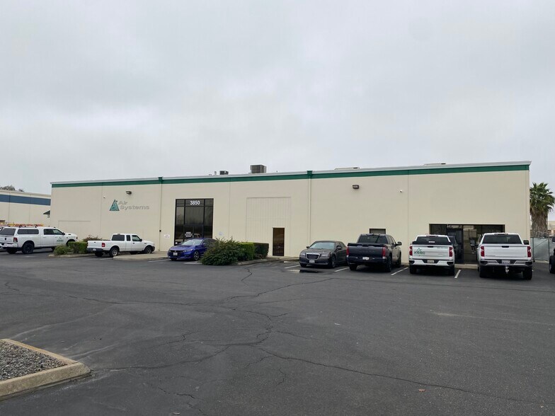 3850 Happy Ln, Sacramento, CA à louer - Photo de l’immeuble – Image 3 sur 10