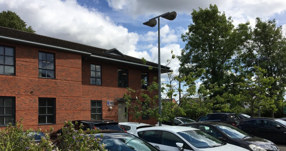 Manor Ln, Crewe à louer - Photo de l’immeuble – Image 2 sur 5