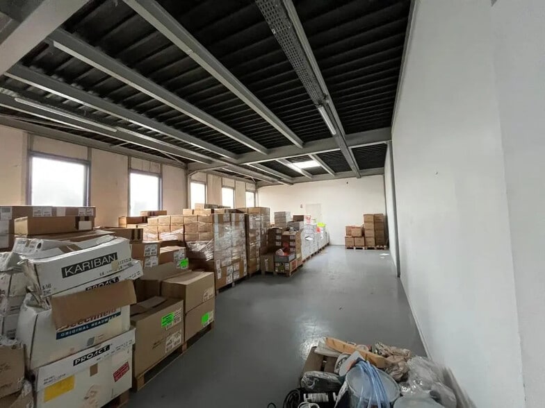 Local d'activités dans Les Loges-en-Josas à vendre - Photo intérieure – Image 3 sur 8