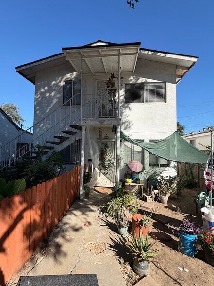 314 J St, Modesto, CA à vendre - Photo de l’immeuble – Image 3 sur 7