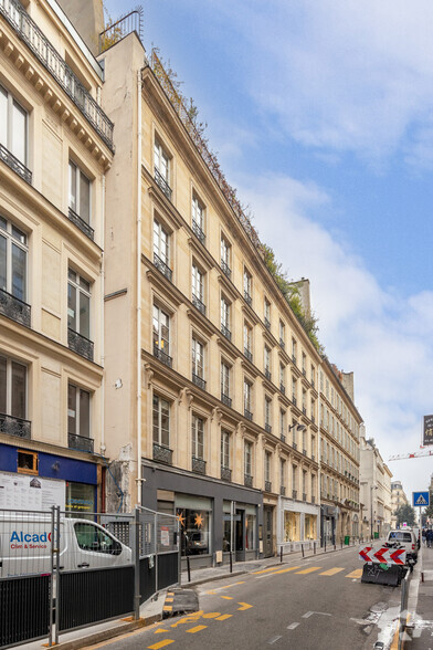 Espace de coworking dans Paris à louer - Photo de l’immeuble – Image 2 sur 3