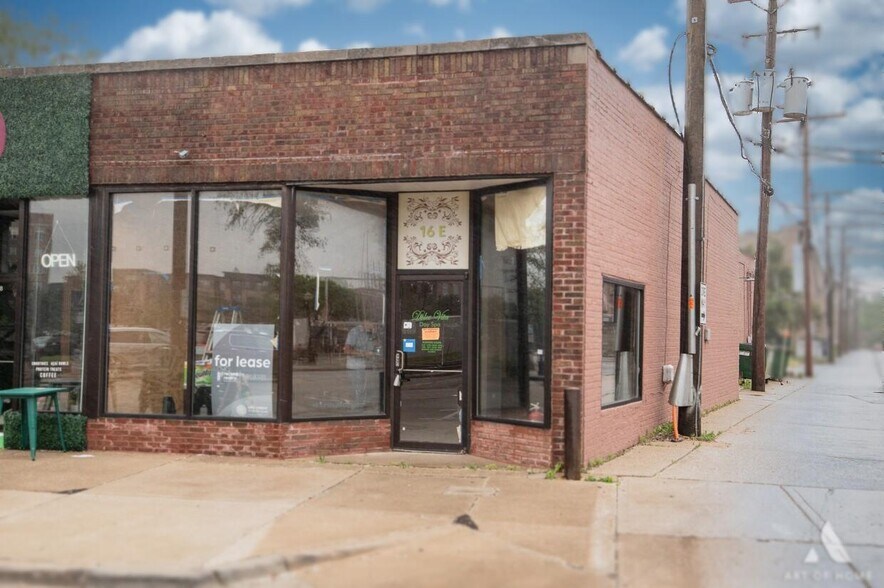 16-18 E Burlington Ave, La Grange, IL à louer - Photo de l’immeuble – Image 1 sur 13