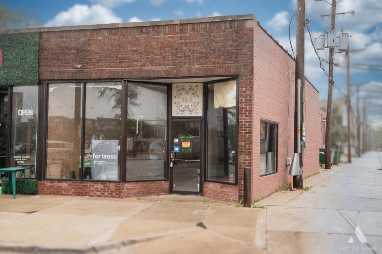 16-18 E Burlington Ave, La Grange, IL à louer Photo de l’immeuble– Image 1 sur 14