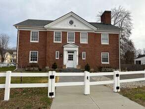 5 Carver St, Brandon, VT à louer Photo de l’immeuble– Image 2 sur 15