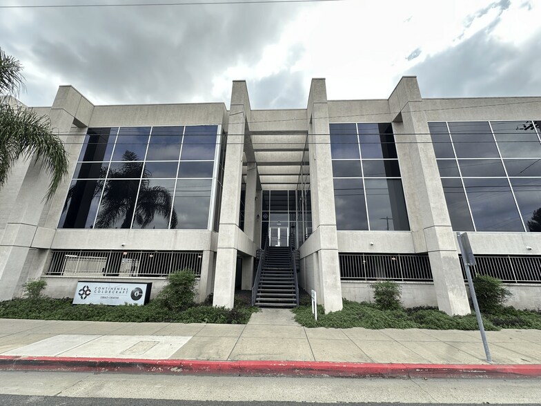 1166 W Garvey Ave, Monterey Park, CA à louer - Photo de l’immeuble – Image 1 sur 20