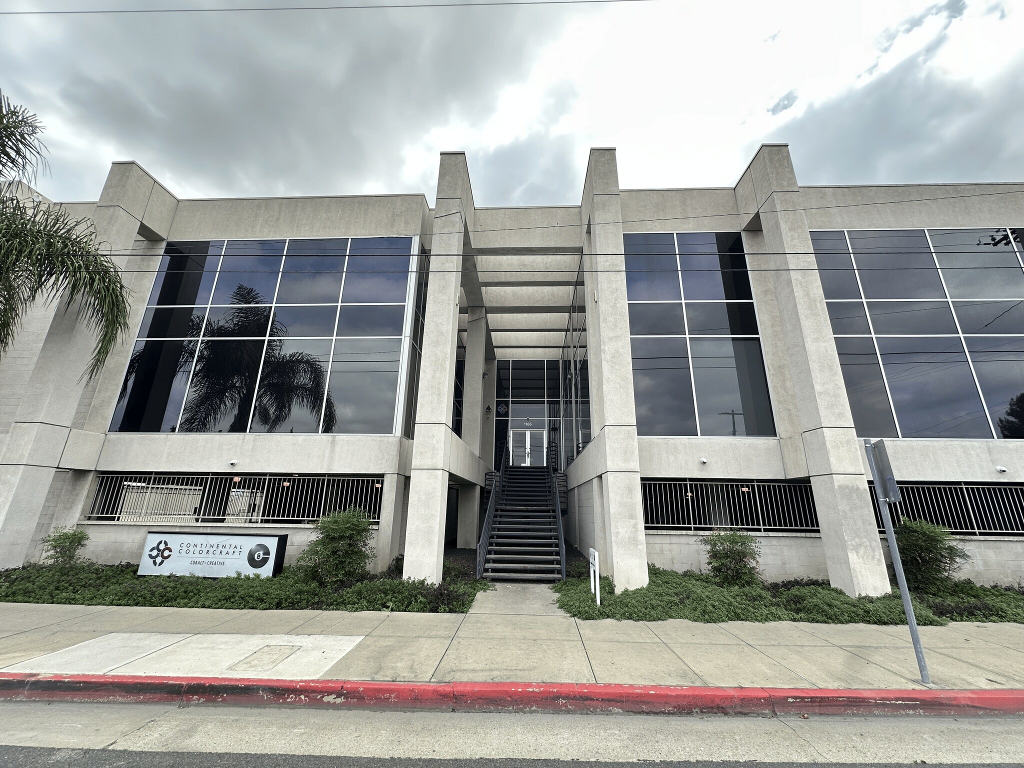 1166 W Garvey Ave, Monterey Park, CA à louer Photo de l’immeuble– Image 1 sur 21