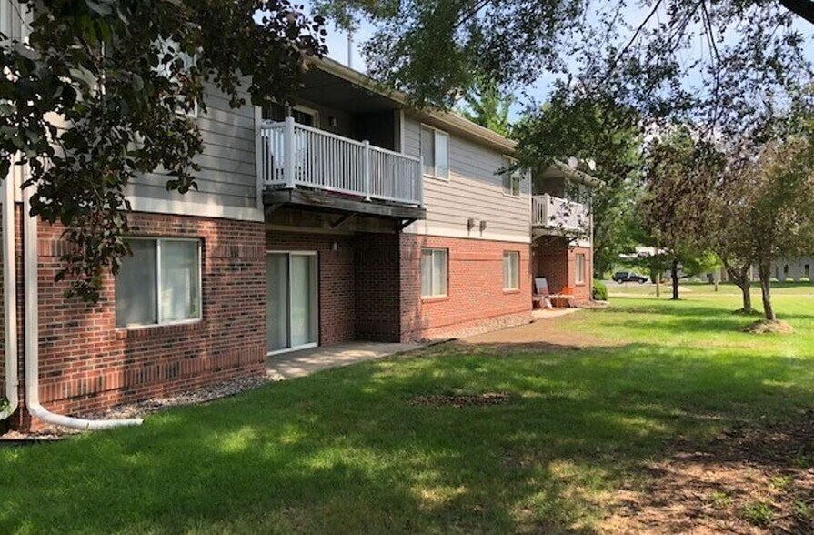 1120 5th St, West Des Moines, IA à vendre - Photo de l’immeuble – Image 2 sur 6
