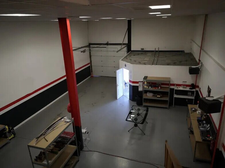 Local commercial dans Danjoutin à louer - Photo de l’immeuble – Image 3 sur 3