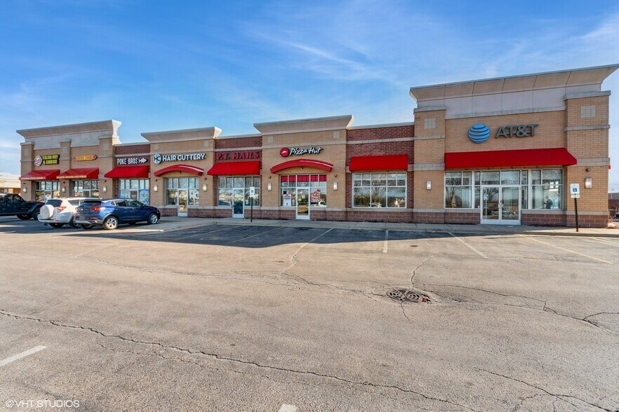 277-297 S Weber Rd, Romeoville, IL à louer - Photo de l’immeuble – Image 3 sur 19