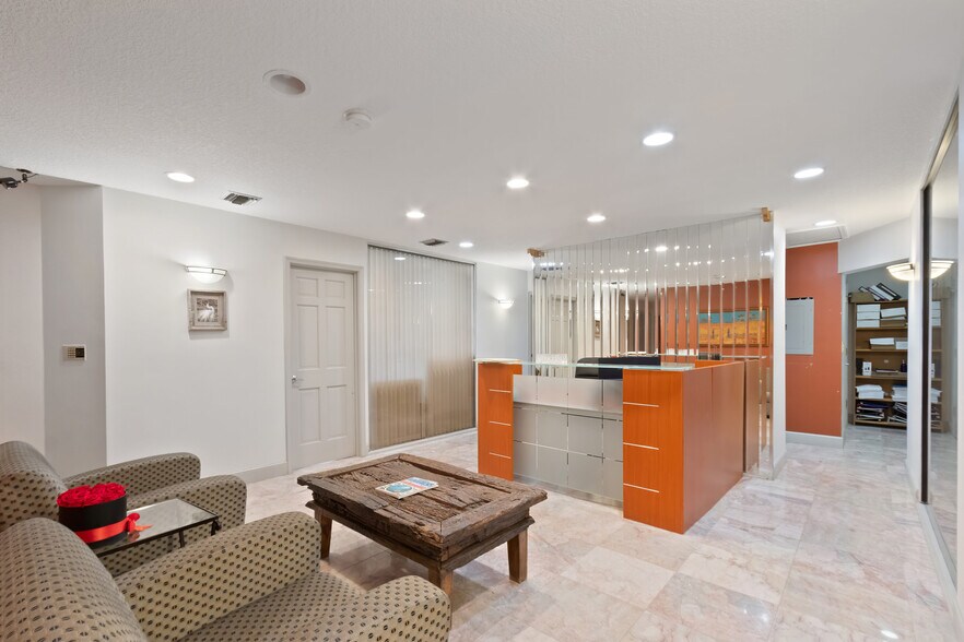 6971 N Federal Hwy, Boca Raton, FL à vendre - Photo de l’immeuble – Image 3 sur 15