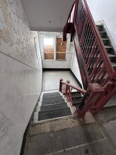 2350 Stanton Street, Detroit, MI à vendre - Photo de l’immeuble – Image 3 sur 23