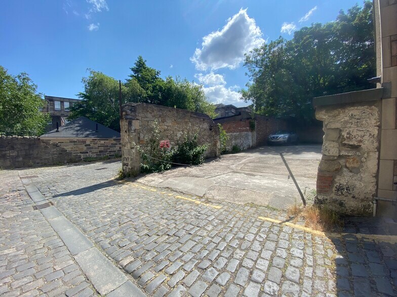 2 Broughton Place Ln, Edinburgh à louer - Photo de l’immeuble – Image 2 sur 4