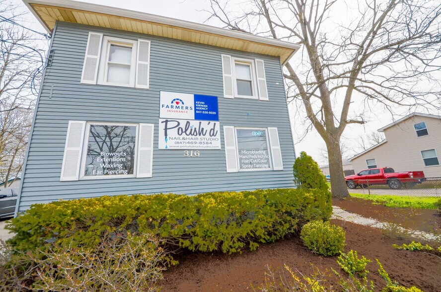 316 S Main St, Wauconda, IL à vendre - Photo de l’immeuble – Image 1 sur 7