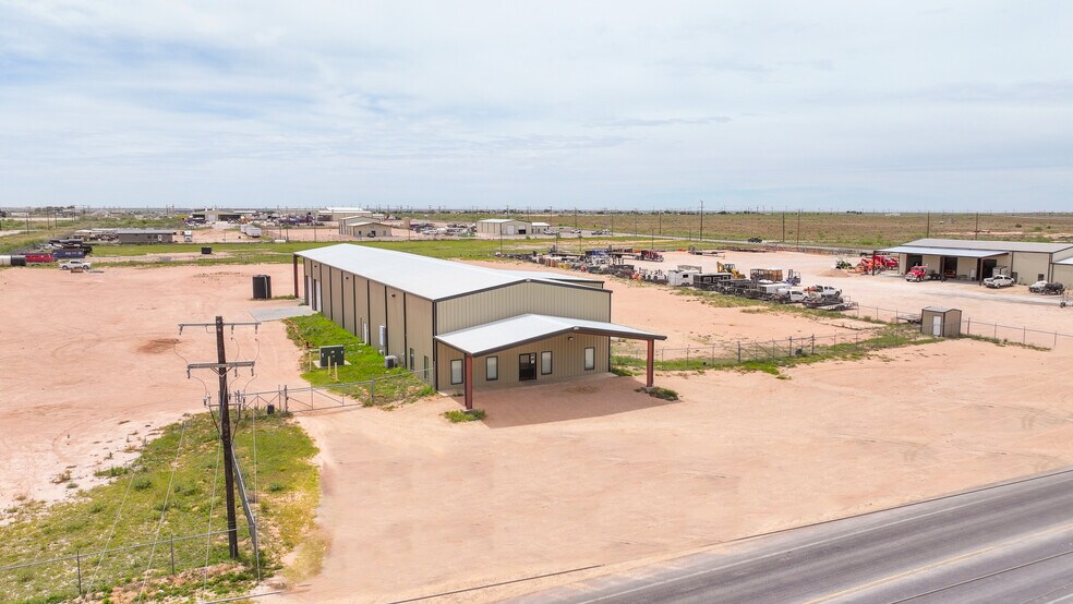 3201 W County Road 130, Midland, TX à vendre - Photo de l’immeuble – Image 2 sur 31