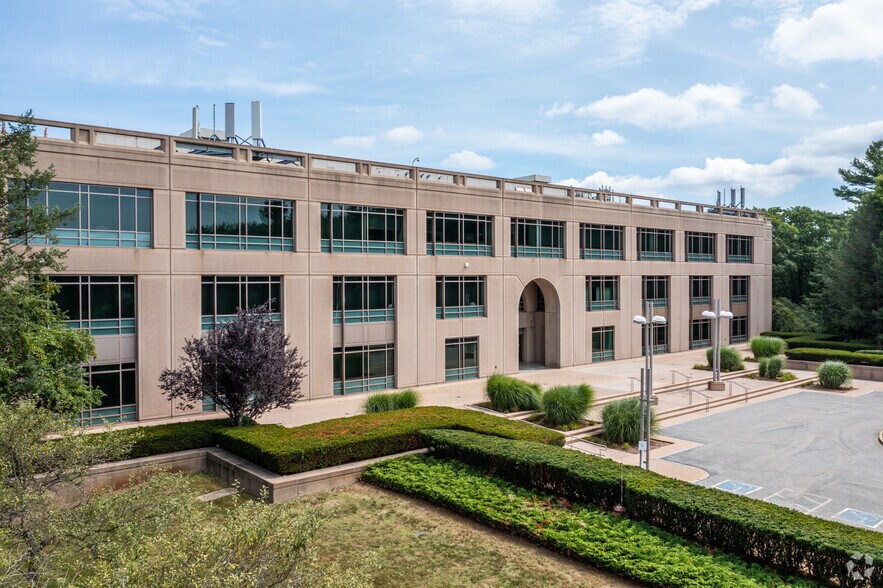 50 Technology Dr, Westminster, MA à louer - Photo principale – Image 1 sur 8