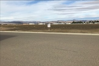 Plus de détails pour 1791 Airway Dr, Hollister, CA - Terrain à vendre