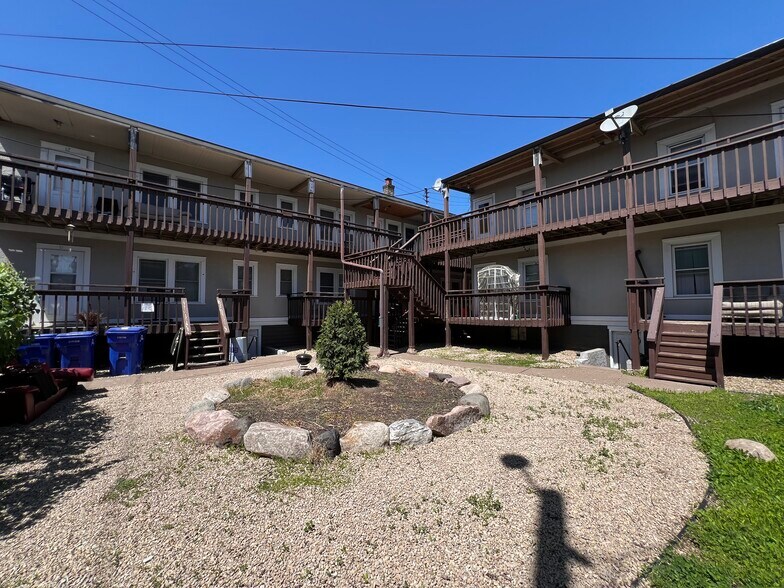 1530 Sherburne Ave, Saint Paul, MN à vendre - Photo de l’immeuble – Image 3 sur 8