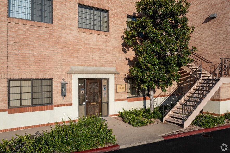 1580 N Kolb Rd, Tucson, AZ à vendre - Photo de l’immeuble – Image 3 sur 4