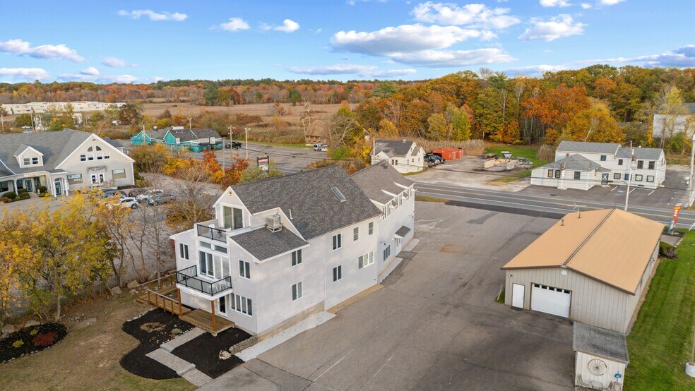 104 Bridge Rd, Salisbury, MA à vendre - Photo principale – Image 1 sur 44