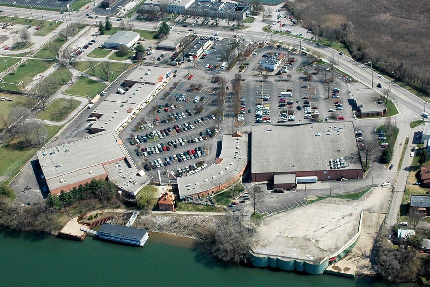 2 River Walk Mall, Charleston, WV à louer - Aérien – Image 3 sur 19