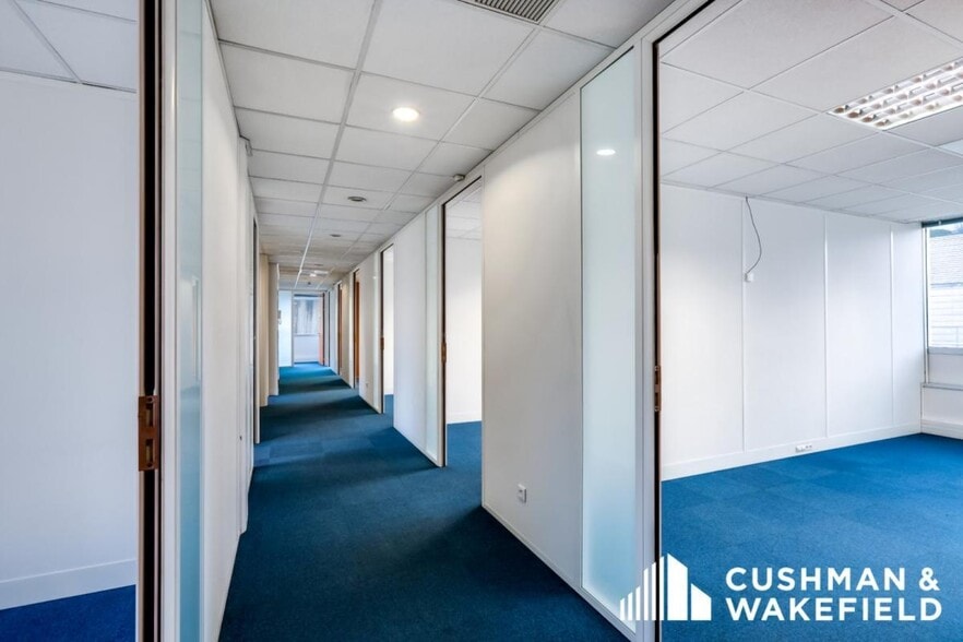 22 Quai Du President Carnot, Saint-Cloud à vendre - Photo intérieure – Image 2 sur 6