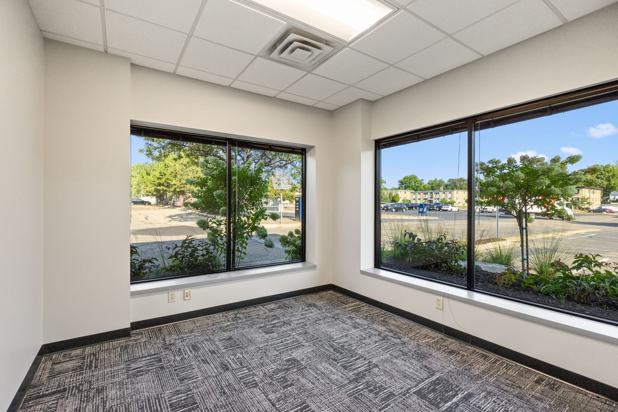 425 Etna St, Saint Paul, MN à louer Photo intérieure– Image 1 sur 10
