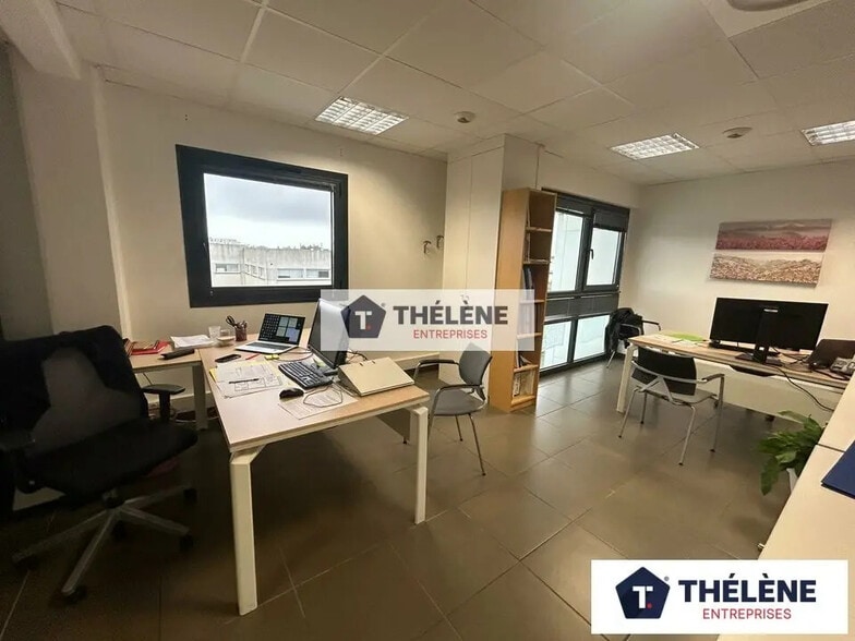 Bureau dans Pérols à louer - Photo de l’immeuble – Image 3 sur 11