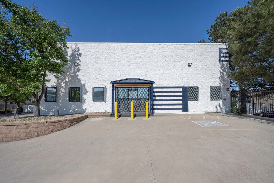 5715 Fairfax St, Commerce City, CO à vendre - Photo de l’immeuble – Image 3 sur 16