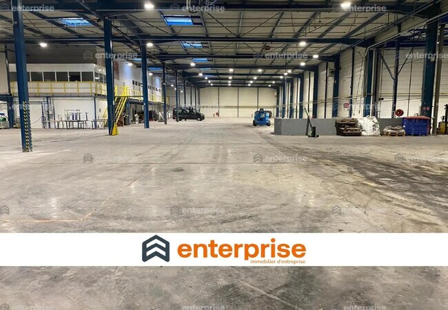 Plus de détails pour Industriel/Logistique à louer
