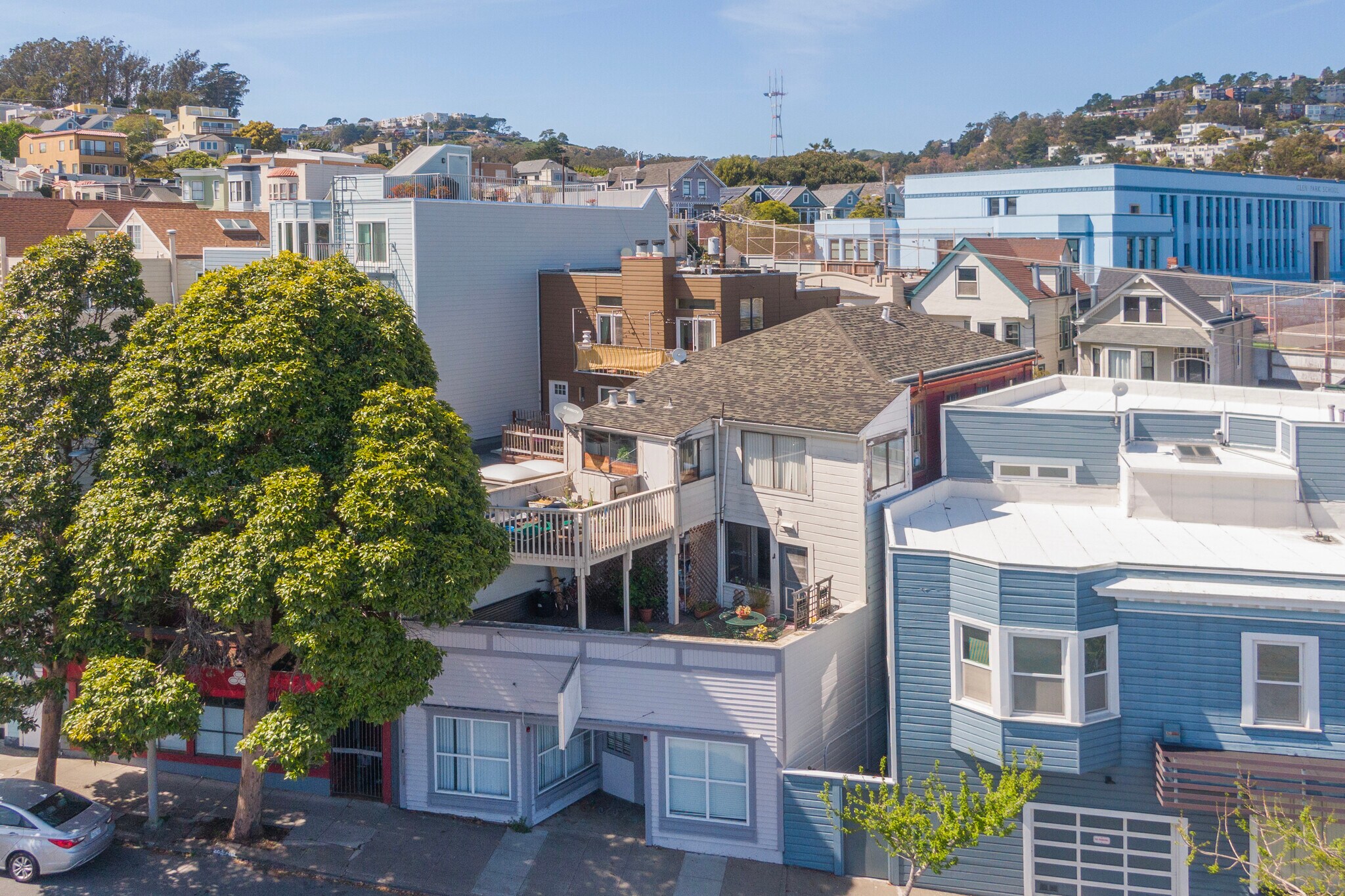 19 Joost Ave, San Francisco, CA à vendre Photo de l’immeuble– Image 1 sur 2