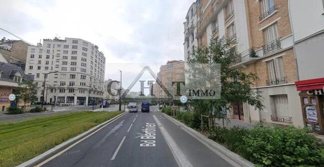 Plus de détails pour Local commercial à vendre