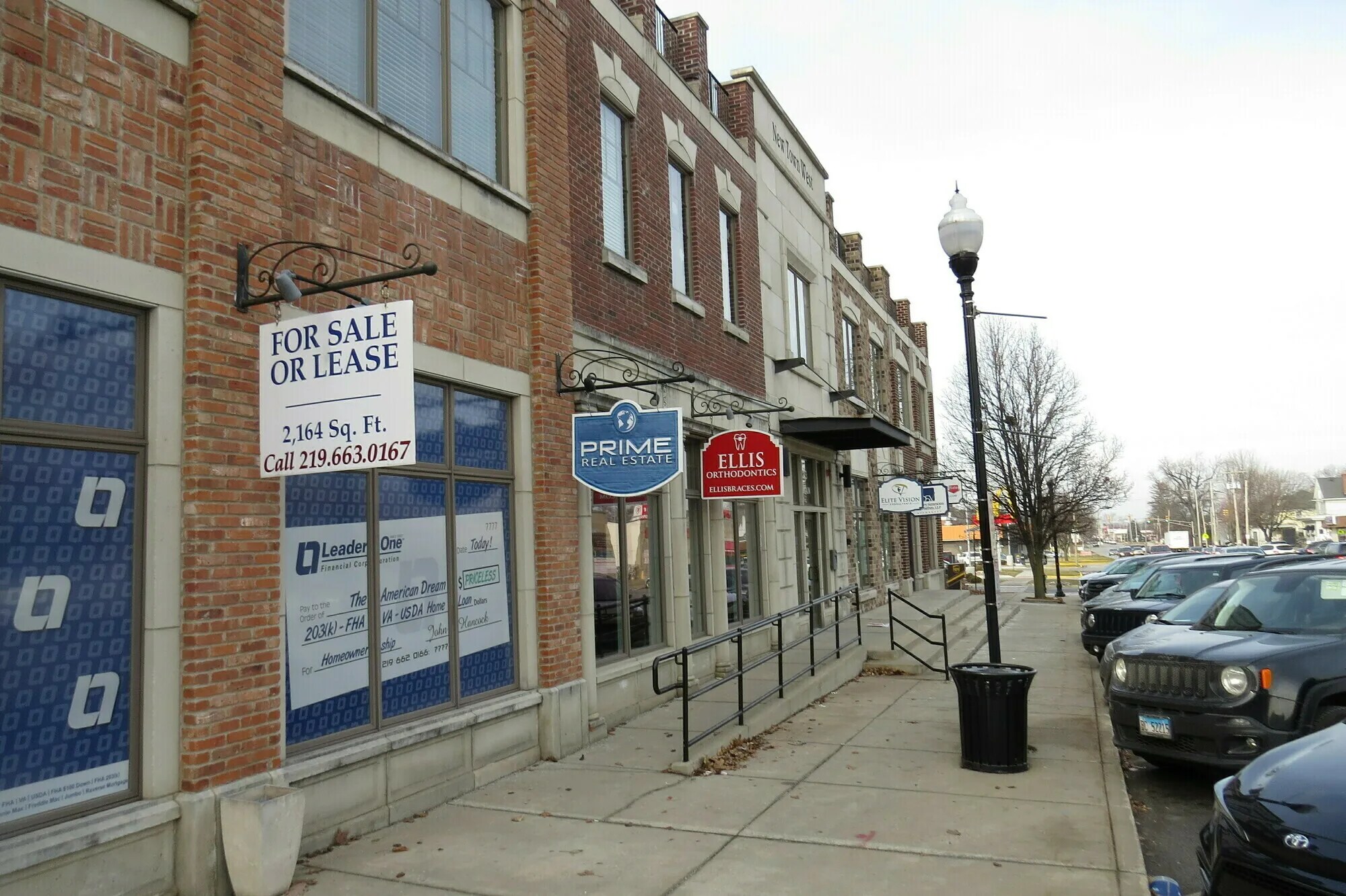 123-125 N Main St, Crown Point, IN à louer Photo de l’immeuble– Image 1 sur 8
