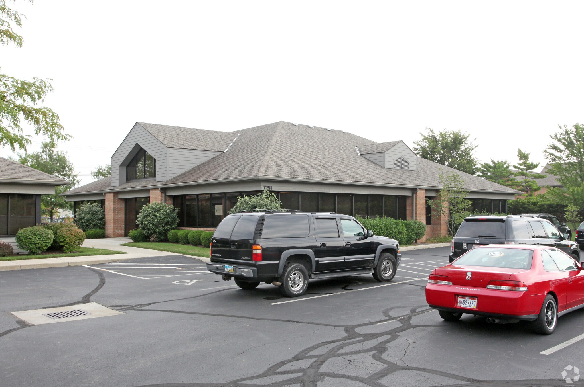 7251 Sawmill Rd, Dublin, OH à louer Photo principale– Image 1 sur 4