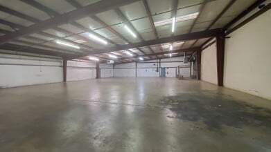 509 W Barner St, Frankfort, IN à louer Photo intérieure– Image 2 sur 3