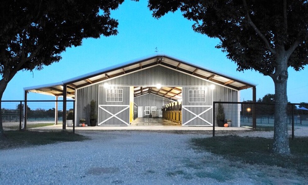 11217 Foutch Rd, Pilot Point, TX à vendre - Photo de l’immeuble – Image 2 sur 12