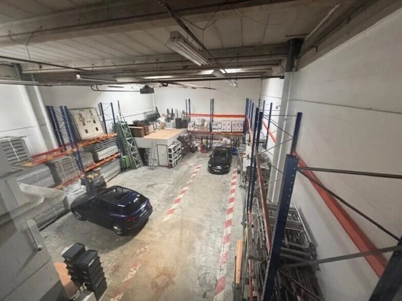 Bureau dans Lisses à louer - Photo de l’immeuble – Image 3 sur 7