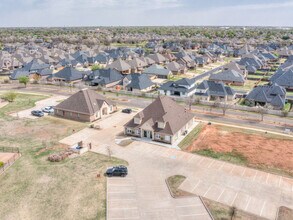 15121 Traditions, Edmond, OK - Vue aérienne  vue de carte