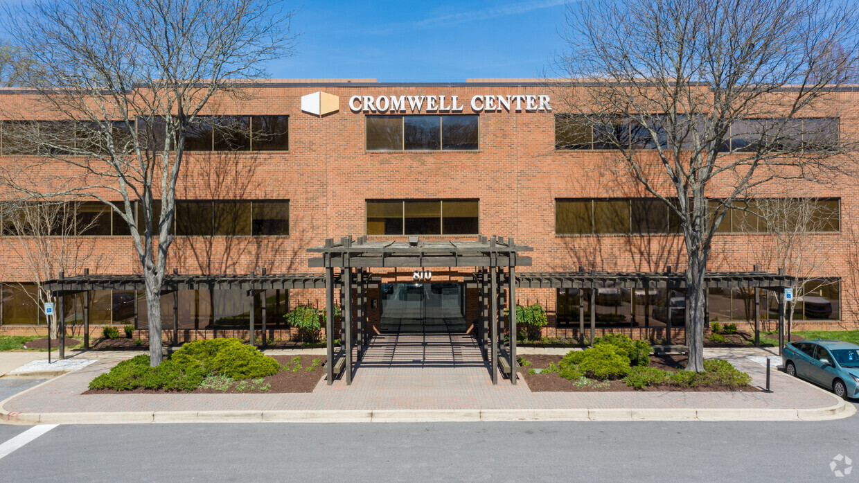 809-810 Gleneagles Ct, Towson, MD à louer Photo de l’immeuble– Image 1 sur 1