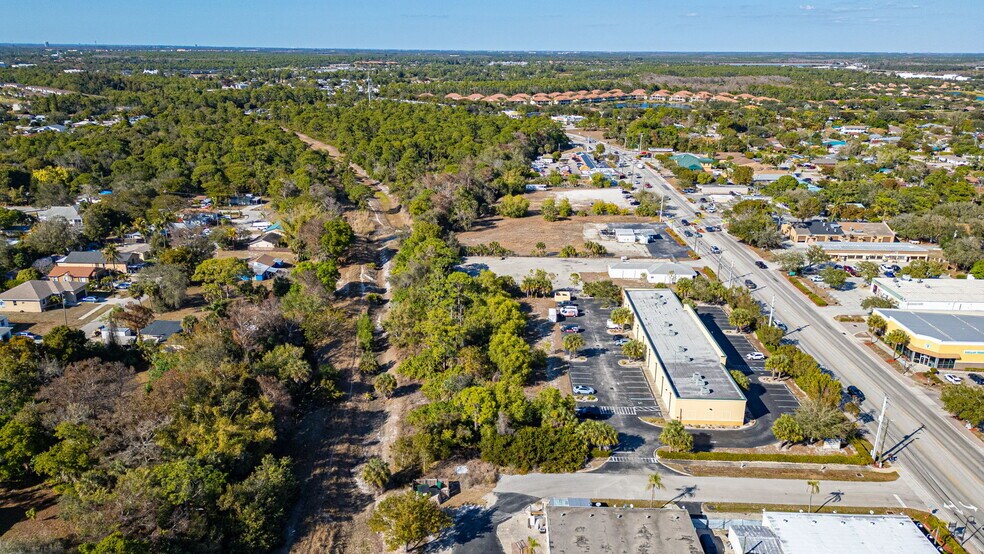 26830 Old US 41, Bonita Springs, FL à vendre - Photo de l’immeuble – Image 2 sur 25