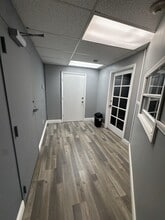6405 NW 36th St, Miami, FL à louer Photo intérieure– Image 1 sur 6
