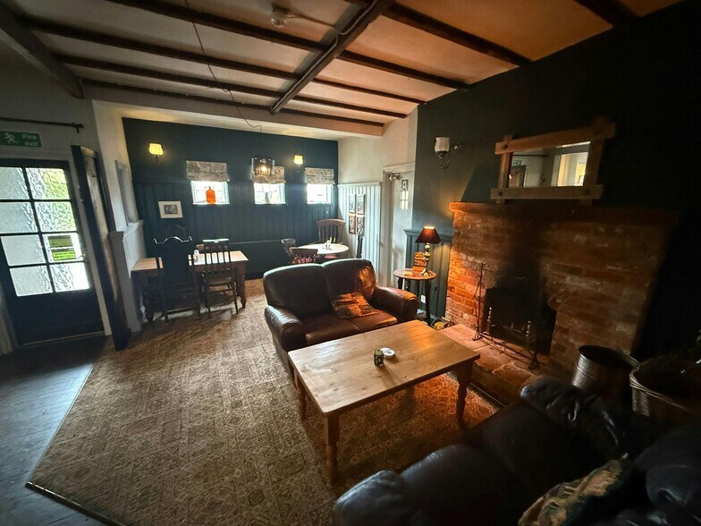 Goodworth Clatford, Andover à vendre - Photo de l’immeuble – Image 3 sur 9