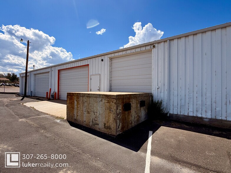 1833 E Yellowstone Hwy, Casper, WY à vendre - Photo de l’immeuble – Image 3 sur 7