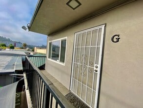 4455 Twain Ave, San Diego, CA à louer Photo intérieure– Image 1 sur 8